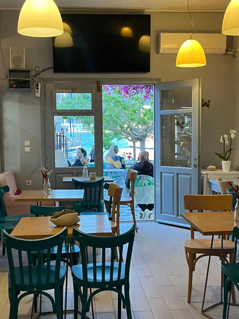 cafe-inside